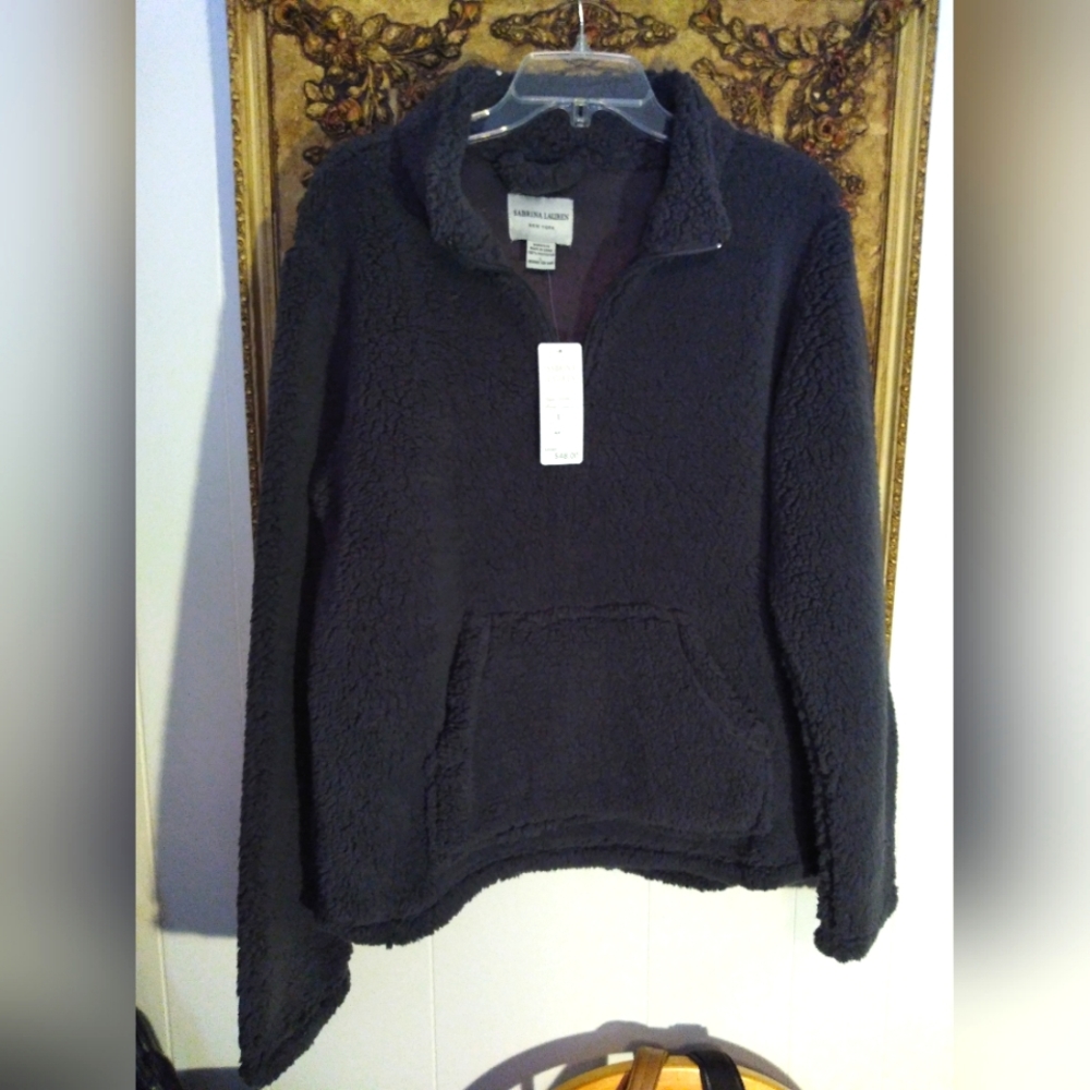 Sabrina Lauren Pull Over
